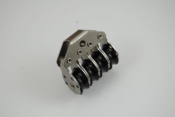 BLOK POCZWÓRNY MINI METALOWY 20 MM FI 6 MM