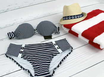 STRÓJ KĄPIELOWY MARYNISTYCZNY MARINE