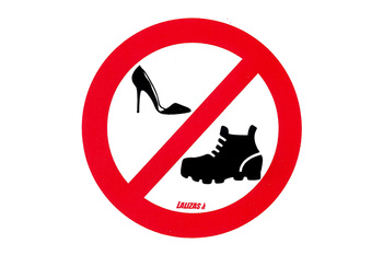 ZAKAZ WCHODZENIA NA POKŁAD W OBUWIU 14 CM - NAKLEJKA NIE WCHODZIĆ W BUTACH