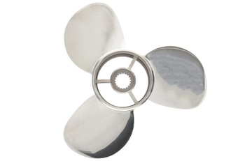 Śruba napędowa ilość łopat: 3, średnica śruby w calach: 14,25cal, skok śruby w calach: 22cal  kierunek obrotów: prawy  miejsce zabudowy: tył