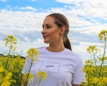 KOSZULKA DAMSKA  ZHIK COMPOSITE PRINT COTTON BIAŁA TEE (LIFESTYLE)